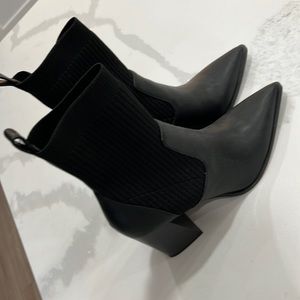 Black sock bootie